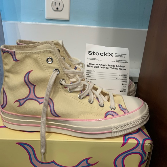 Size 8 - Picture 3 of 6